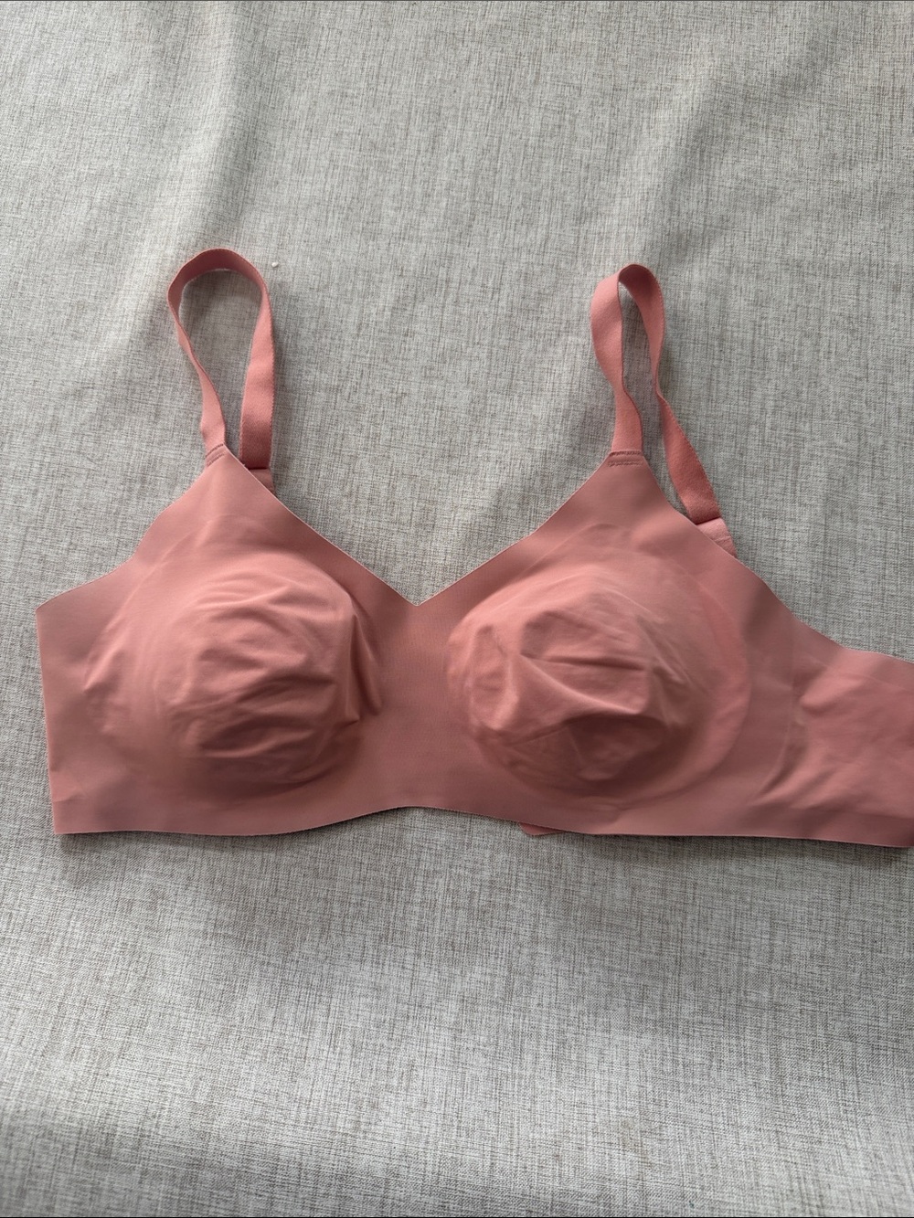 KNIX‎ seamless wireless supportive bra size 3